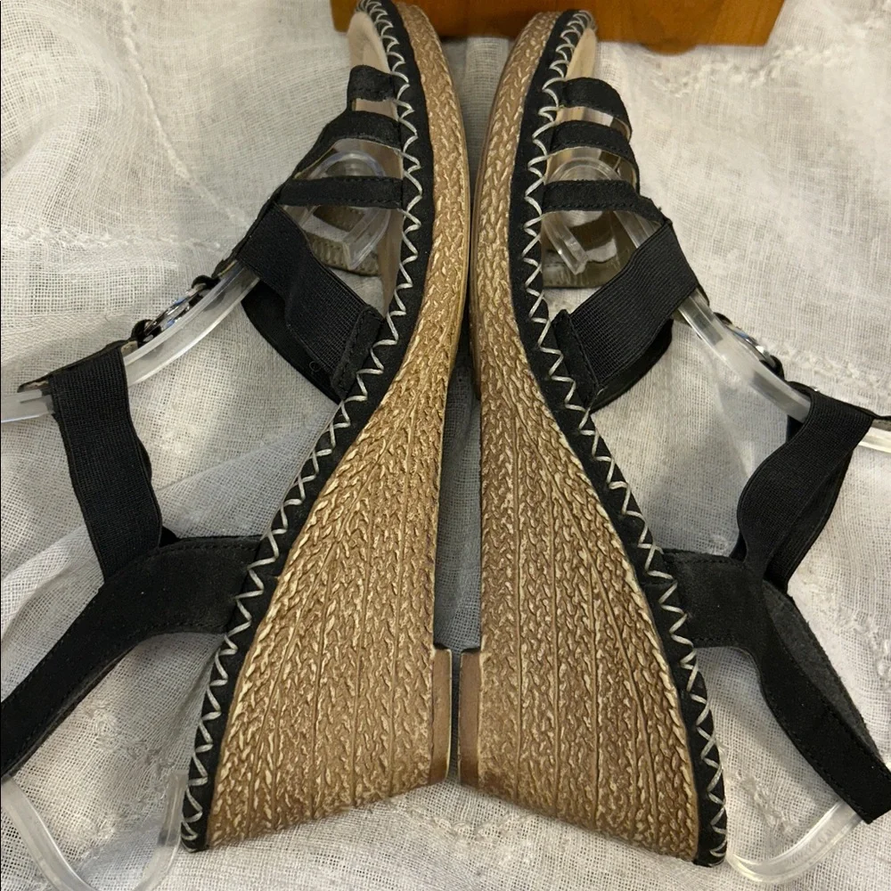 Remonte almost NEW leather elastic straps wedge shoes